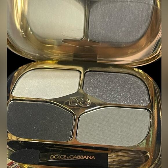 Dolce & Gabbana Lipstick, Eyeshadow, Blush and Setting Powder 4 Piece set - Picture 4 of 5